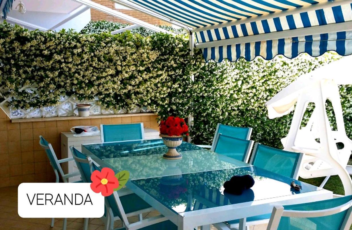 ネットゥーノ Casa Isaヴィラ エクステリア 写真